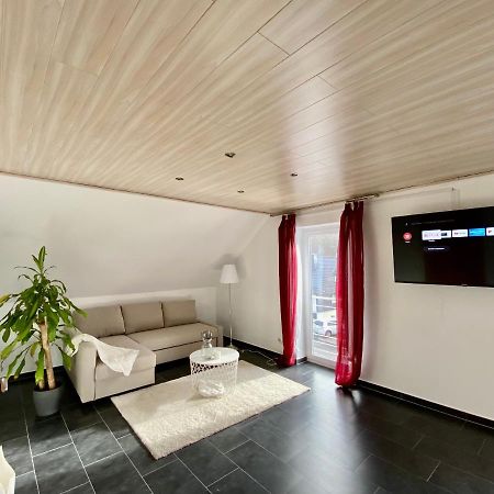 Moderne Ferienwohnung Seeblick Фройденберг Екстериор снимка