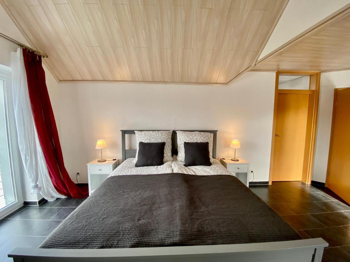 Moderne Ferienwohnung Seeblick Фройденберг Екстериор снимка